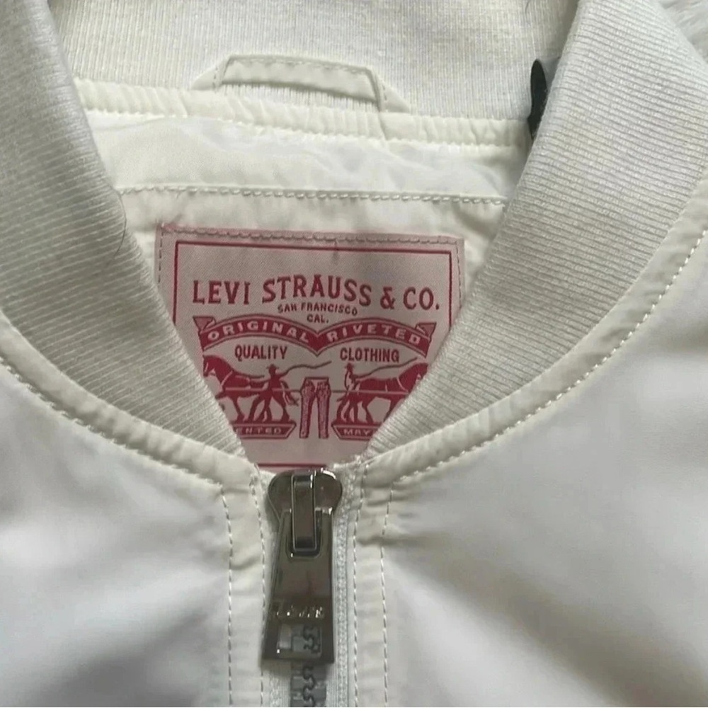 Levi's White Bomber Jacket With Red Patch - image 5